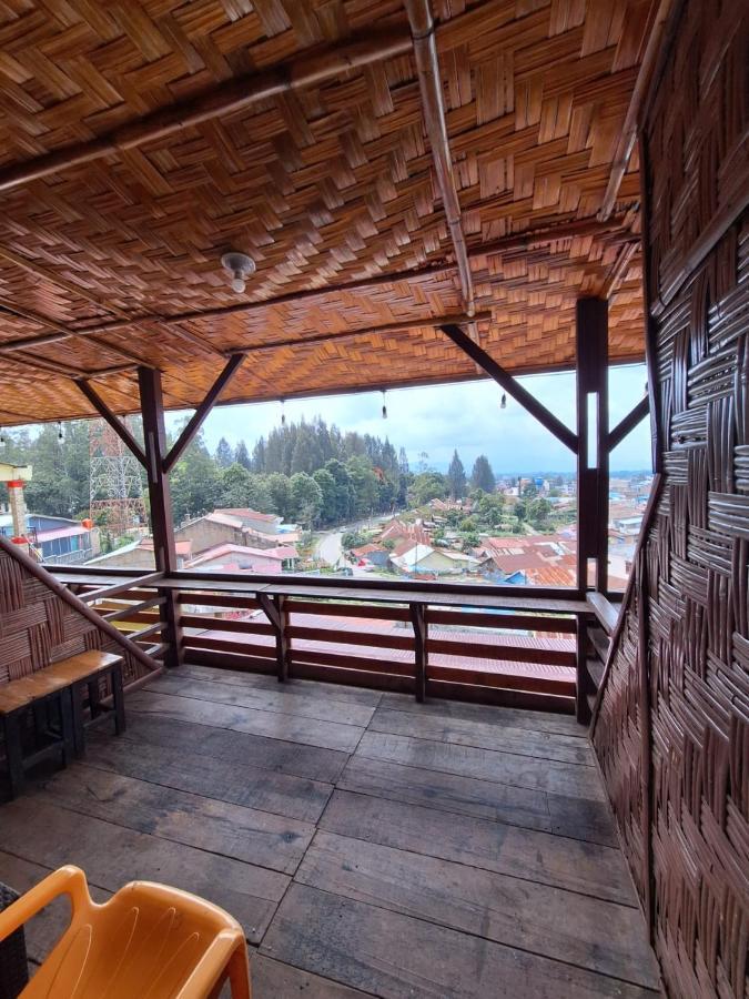 Ron'S Guest House Berastagi Backpacker Rooms Exterior photo