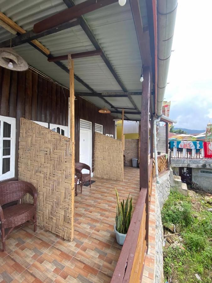 Ron'S Guest House Berastagi Backpacker Rooms Exterior photo